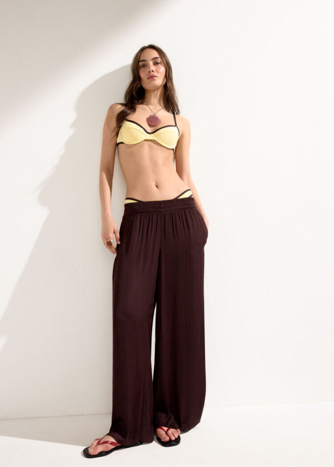 Balconette bikinitop met tweekleurige bies