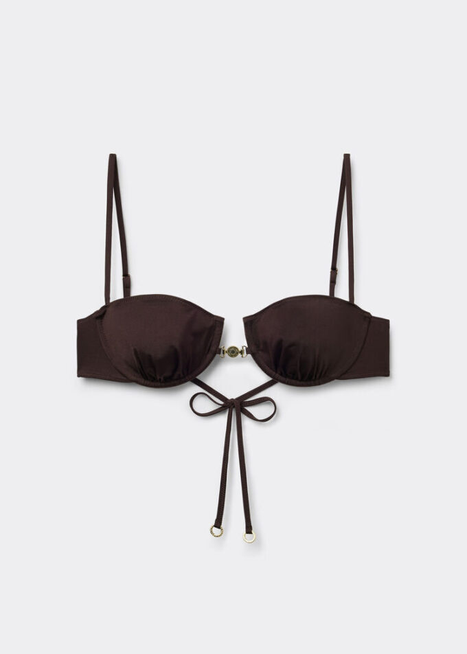 Balconette bikinitops, minimalistische pasvorm