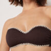 Bandeau-bikinitop met tweekleurig borduursel