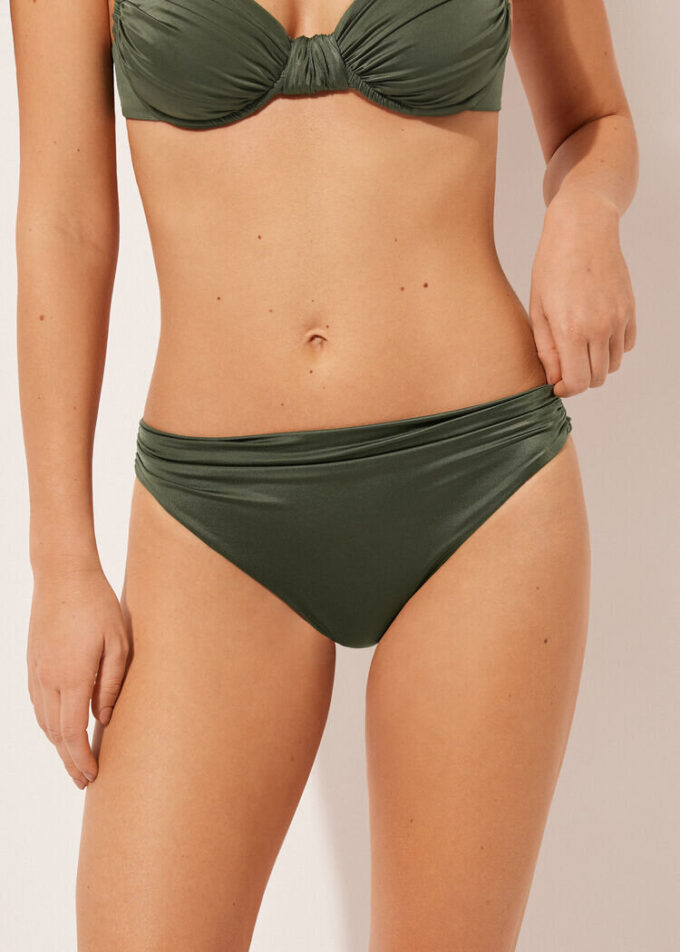Bikini-broekje van glanzend satijn