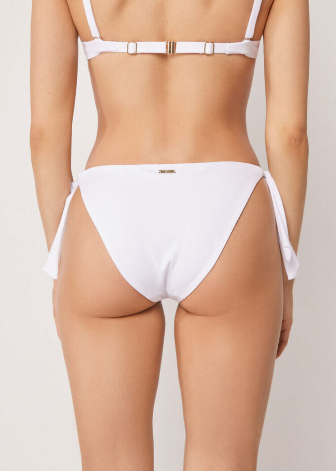 Bikinibroekje met striksluiting opzij, premium pasvorm