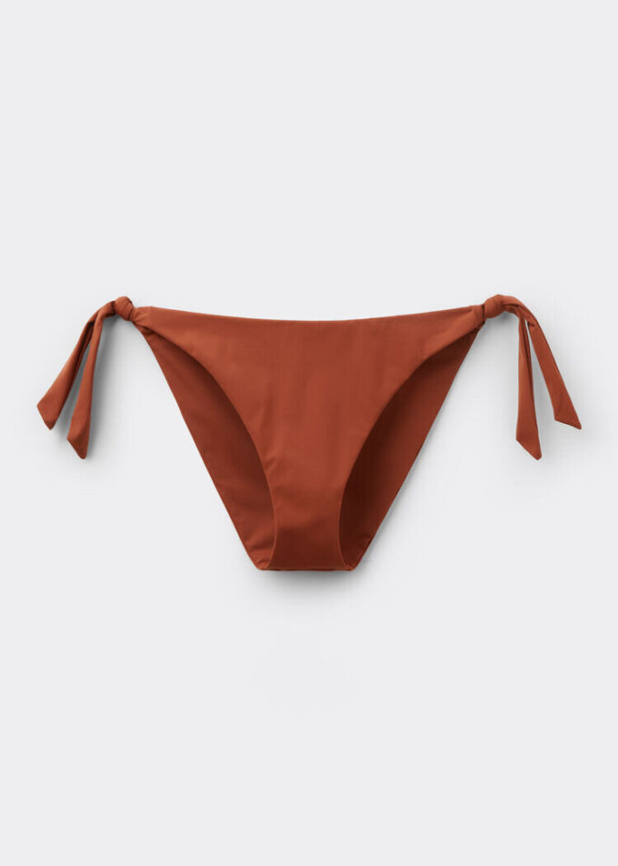 Bikinibroekje met striksluiting opzij, premium pasvorm
