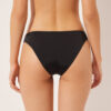 Bikinibroekjes met hoge beenuitsnijding