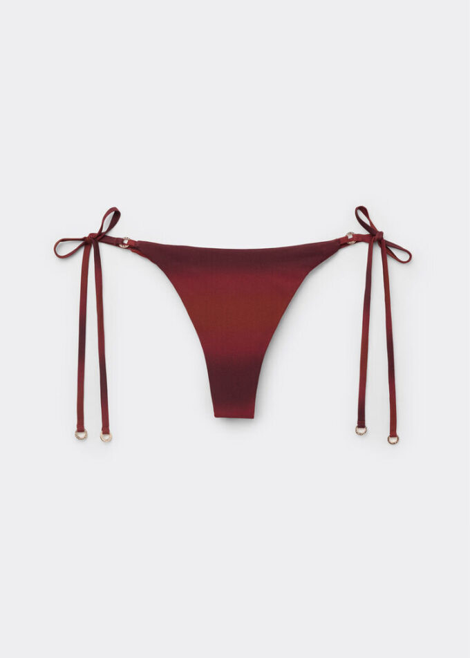 Brazilian bikinibroekjes in zachte tinten