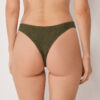Brazilian bikinibroekjes met gekreukelde golven