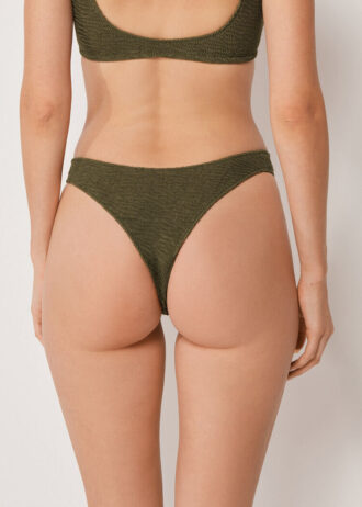 Brazilian bikinibroekjes met gekreukelde golven