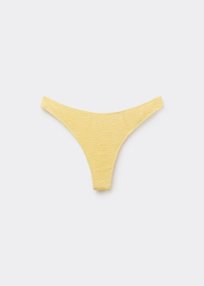 Brazilian bikinibroekjes met gekreukelde golven