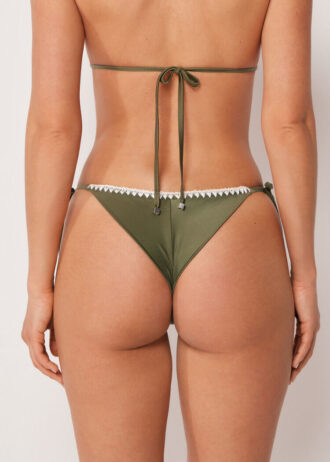 Brazilian bikinibroekjes met veters en verfijnde glans
