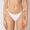 Brazilian bikinibroekjes met vetersluiting, premium pasvorm