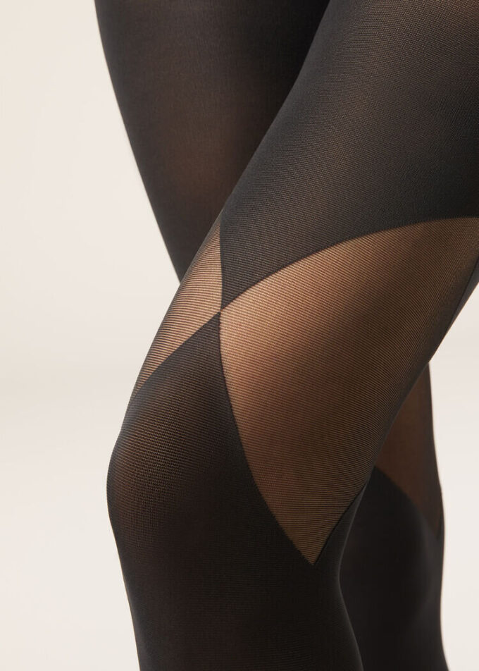 Dekkende panty met transparante inzetstukken