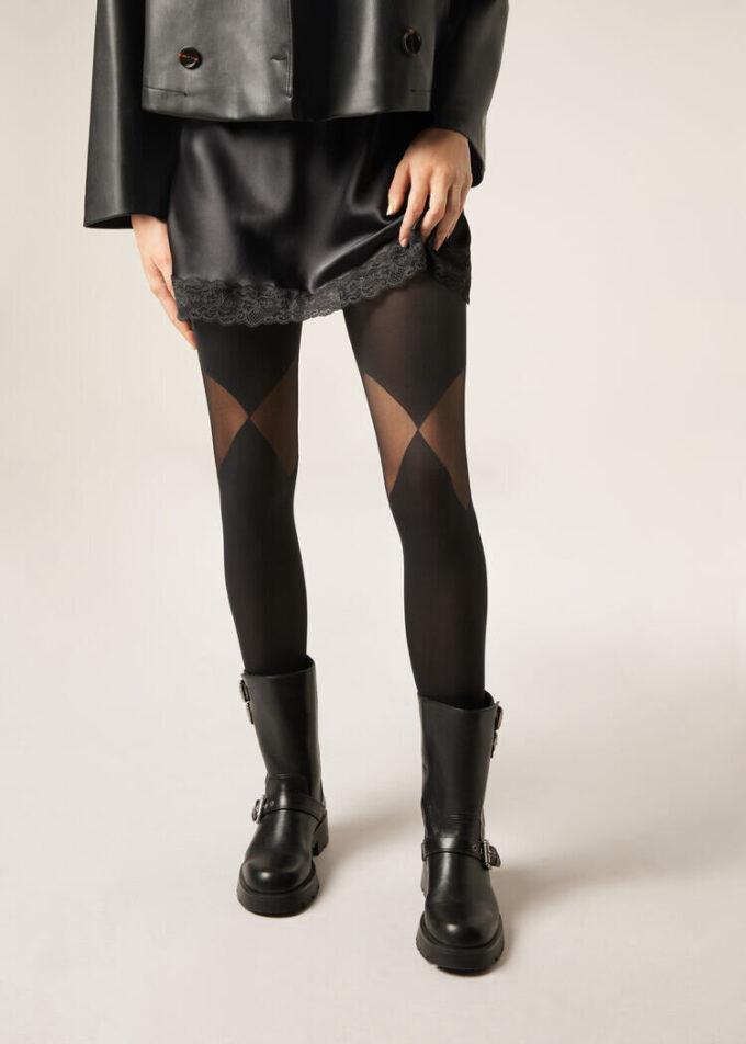 Dekkende panty met transparante inzetstukken