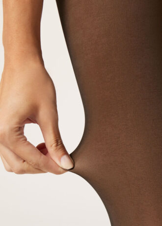 Dichte panty met doorschijnend effect