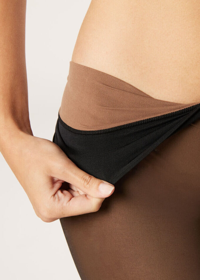 Dichte panty met doorschijnend effect