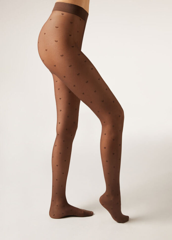 Doorschijnende 30 denier panty met mini-hartjes