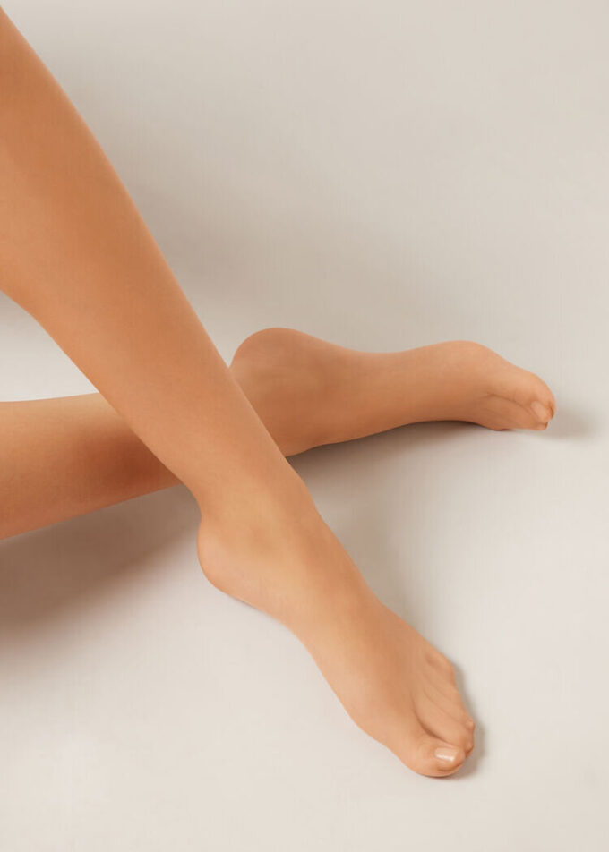 Doorschijnende, matte panty met onzichtbaar make-upeffect, 15 denier