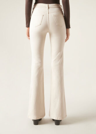 Flared stretchjeans