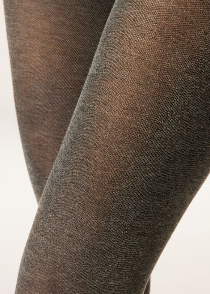 Ondoorzichtige, matte, ultralichte panty met kasjmier