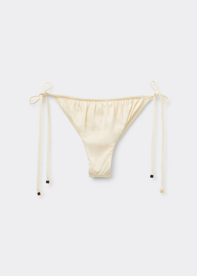Satijnen Brazilian bikinibroekjes
