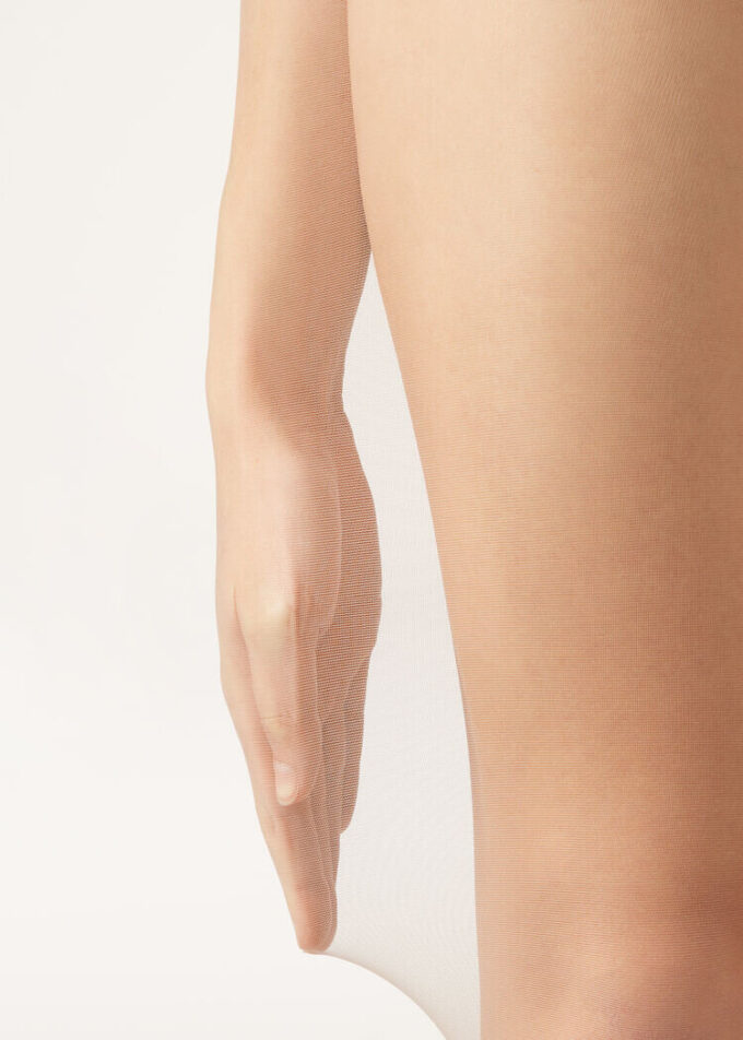 Sheer Essential 20 denier panty