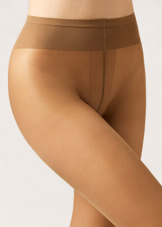 Sheer Essential 40 denier panty