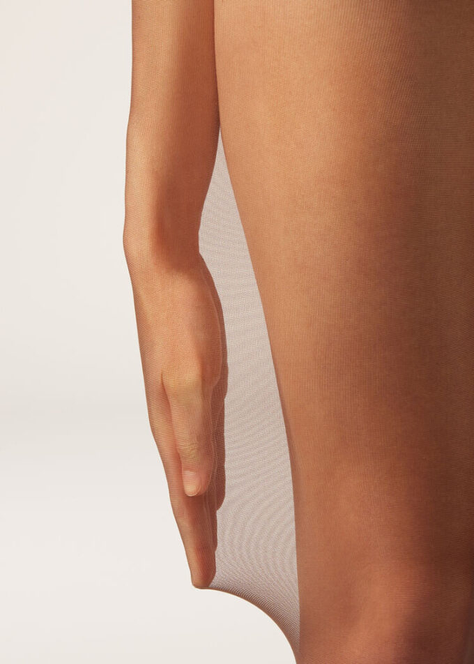 Sheer Essential 40 denier panty