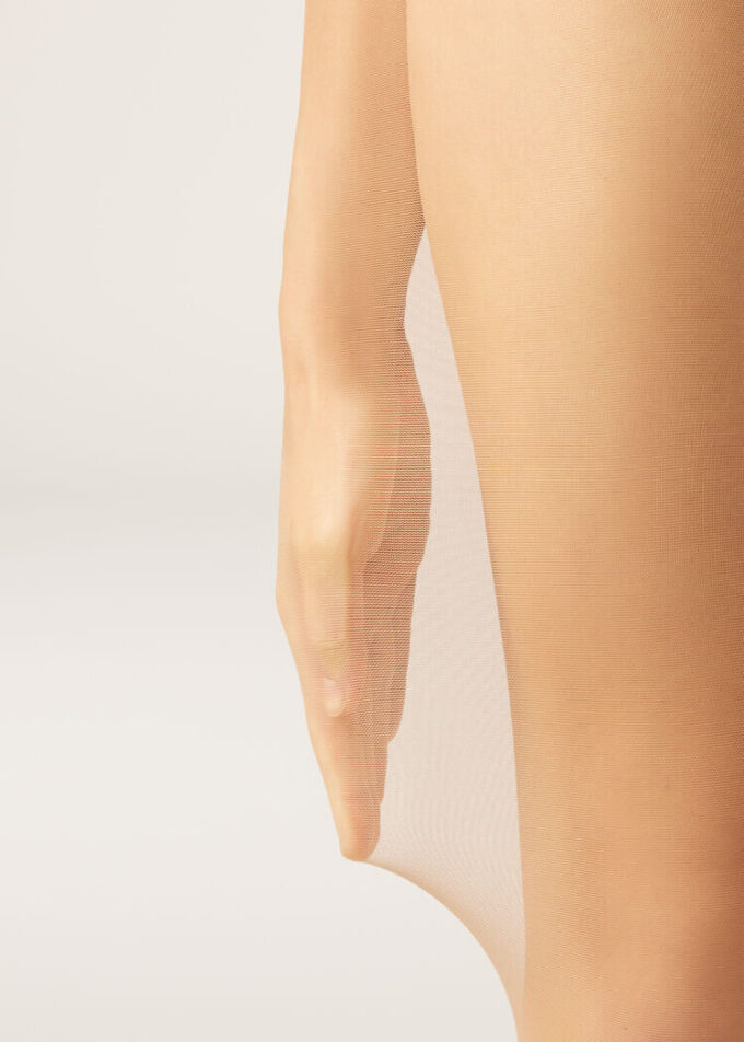 Sheer Essential 40 denier panty
