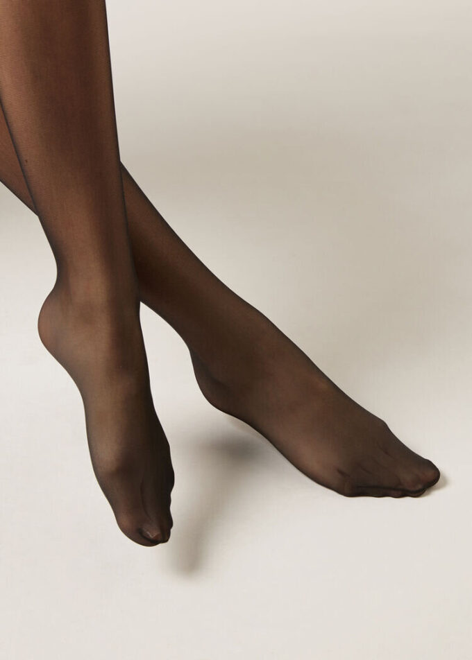 Sheer Essential 40 denier panty