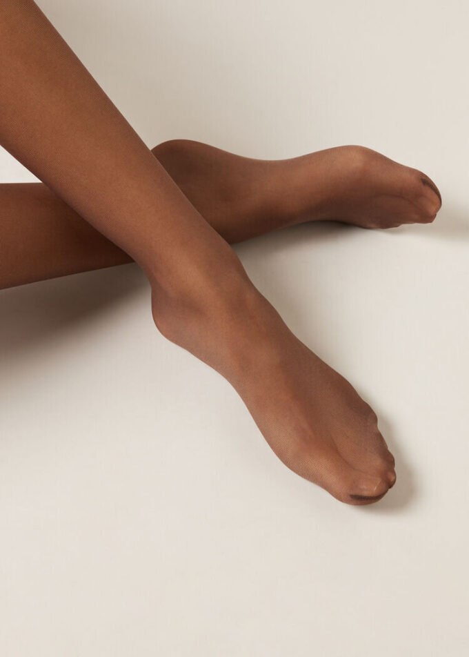 Sheer Essential 40 denier panty