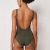 Slankmakend eendelig zwempak met elegante drapering