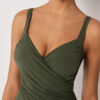 Slankmakend eendelig zwempak met elegante drapering