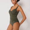 Slankmakend eendelig zwempak met elegante drapering