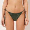 String-bikini-broekje van glanzend satijn