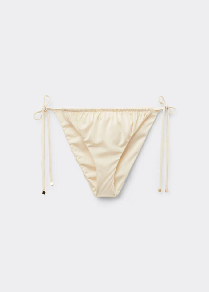 String-bikini-broekje van glanzend satijn