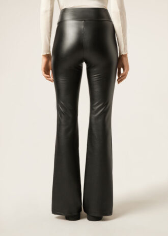 Thermal broek met uitlopende pijpen en gecoat effect