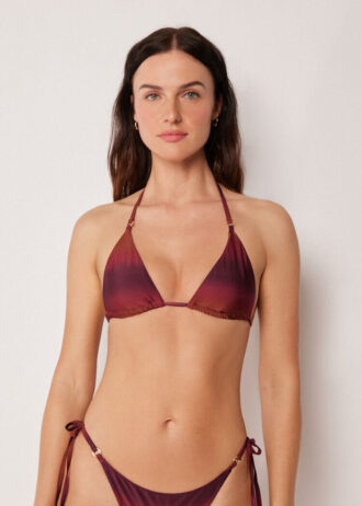 Triangel bikinitops in zachte tinten