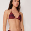 Triangel bikinitops in zachte tinten