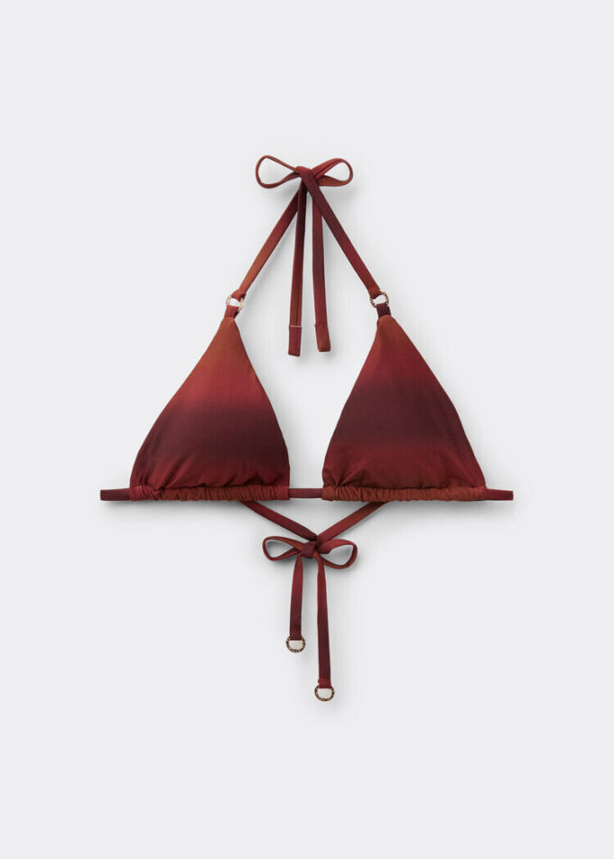 Triangel bikinitops in zachte tinten